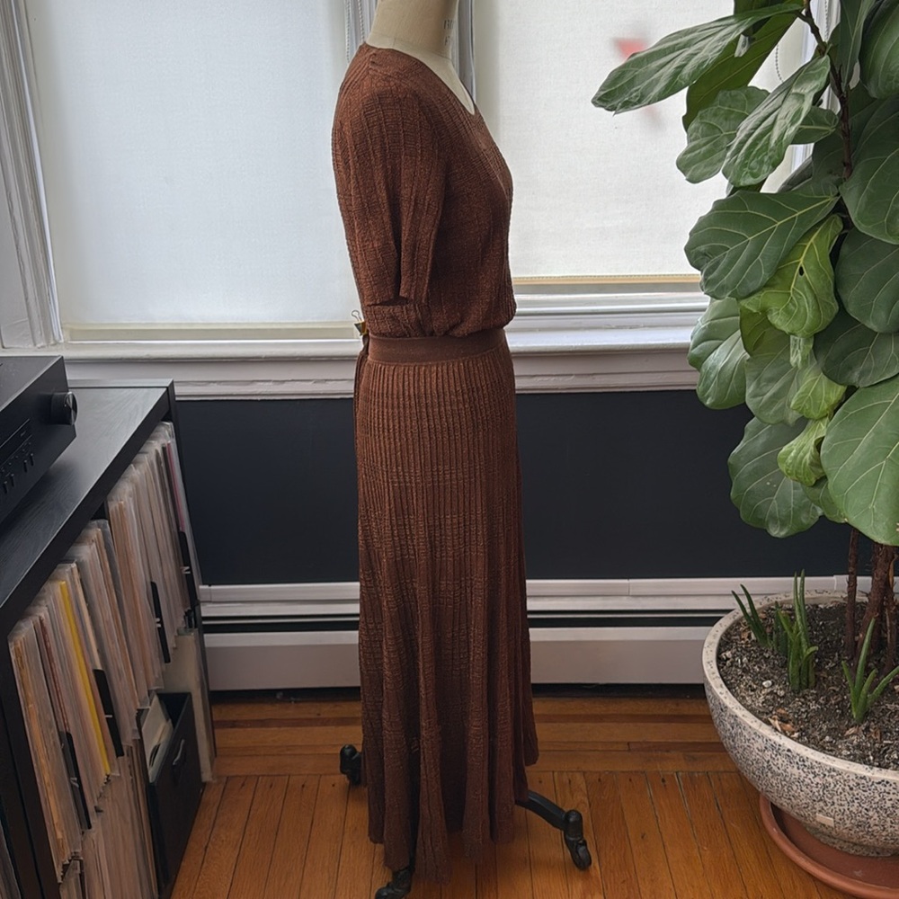 Stunning Metallic Knit Set by Italian Brand Falconeri - Medium - Picture 9 of 15